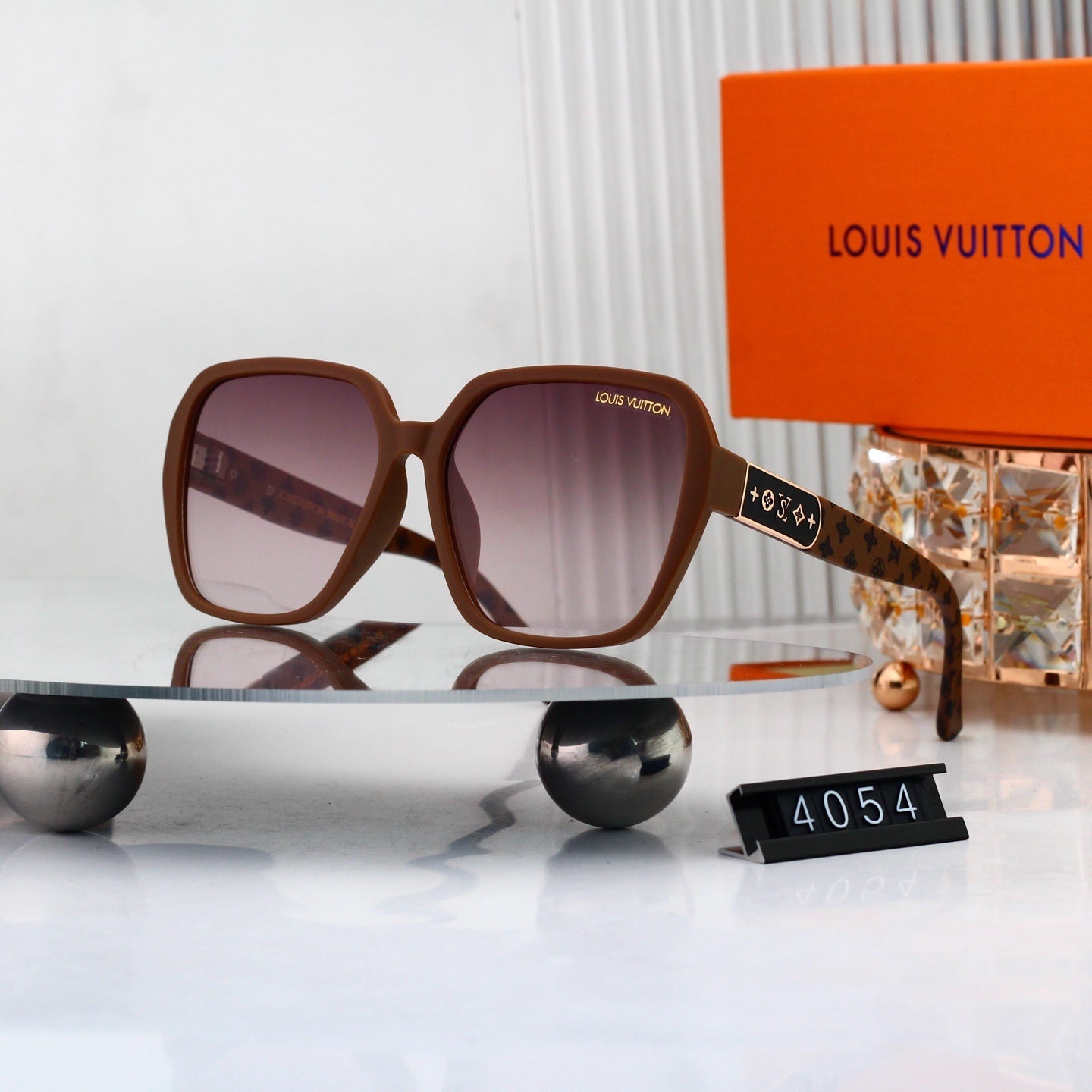 Louis vuitton Monogram Temples Oversized Sunglasses 4054 Butterfly