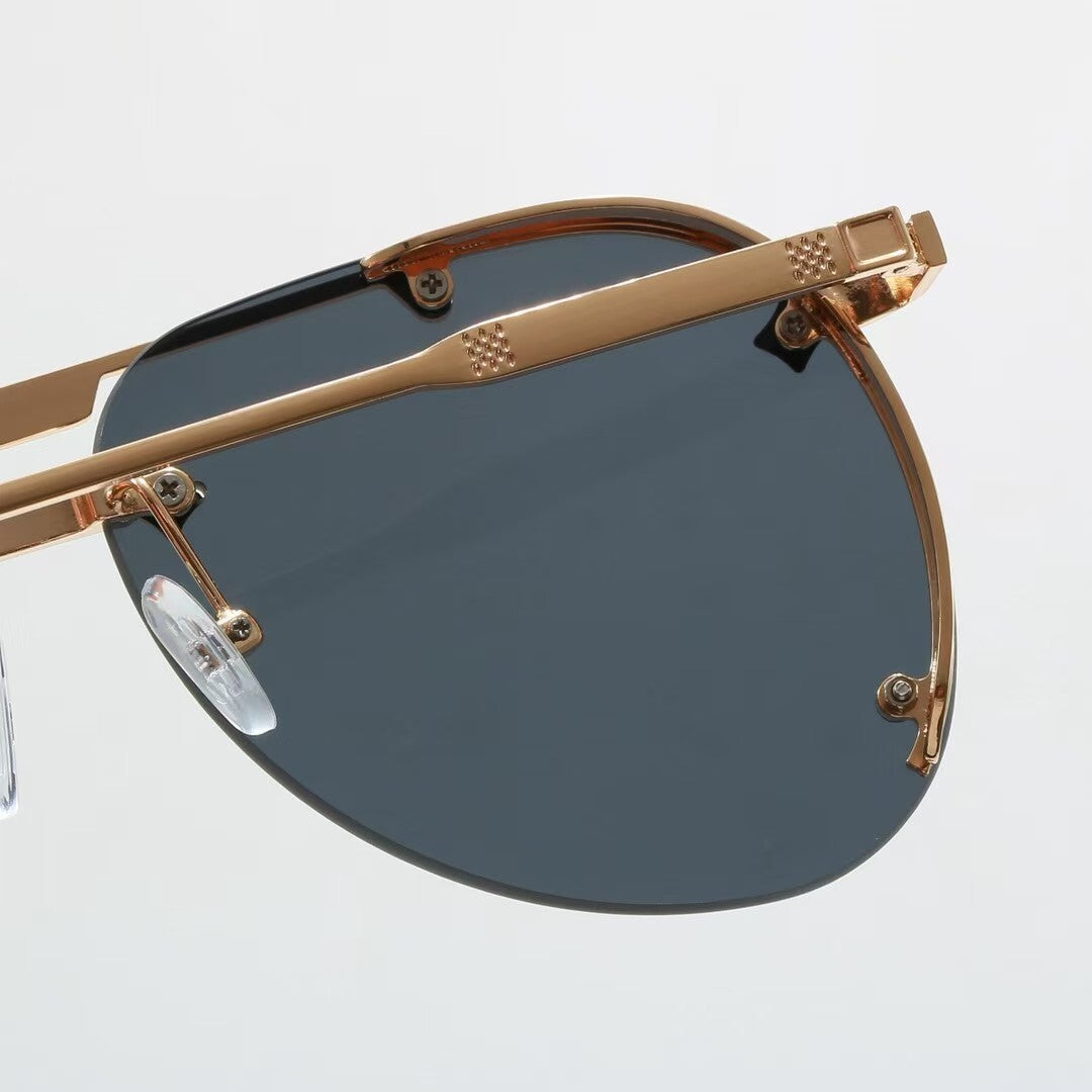 Louis vuitton Metal Double Bridge Aviator Sunglasses with Monogram Details Aviator
